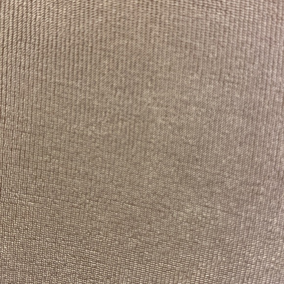 CHICO’S TRAVELERS CLASSIC
Wide-Leg Crop Pants in tan - Picture 3 of 5